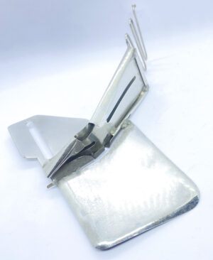 Double Needle Shoulder top Stitch Attachment